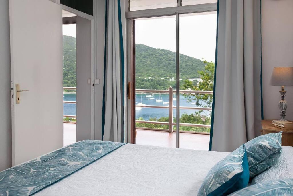 Villa "The Pretty Mermaid", Pool And Stunning Views 5 Min From Beach デエエ エクステリア 写真